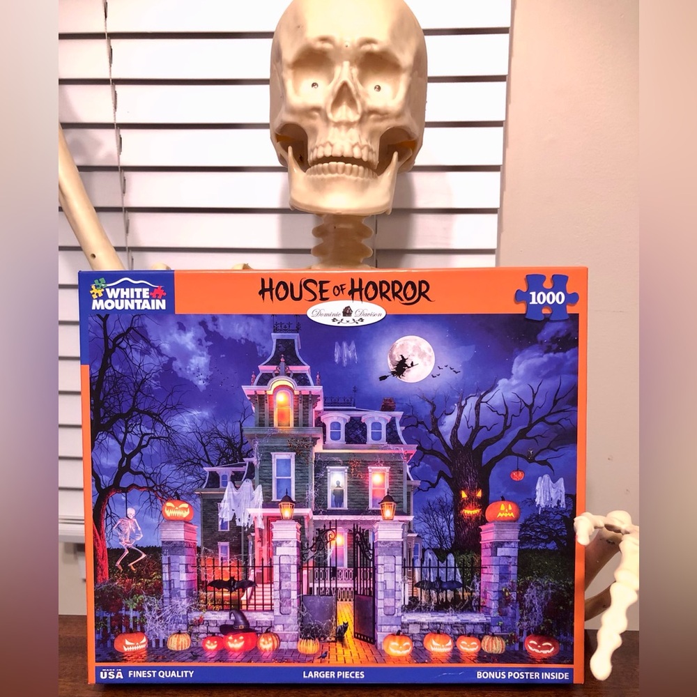 💙5 for $20💙 House of Horror (Dominic Davison) 1,000 pc. Halloween Puzzle